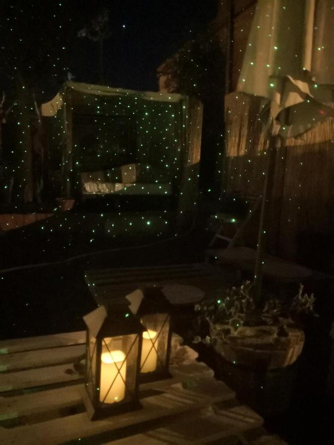 Flor De Loto Romantic Woodhouse Casita Camping Aguatona Bagian luar foto